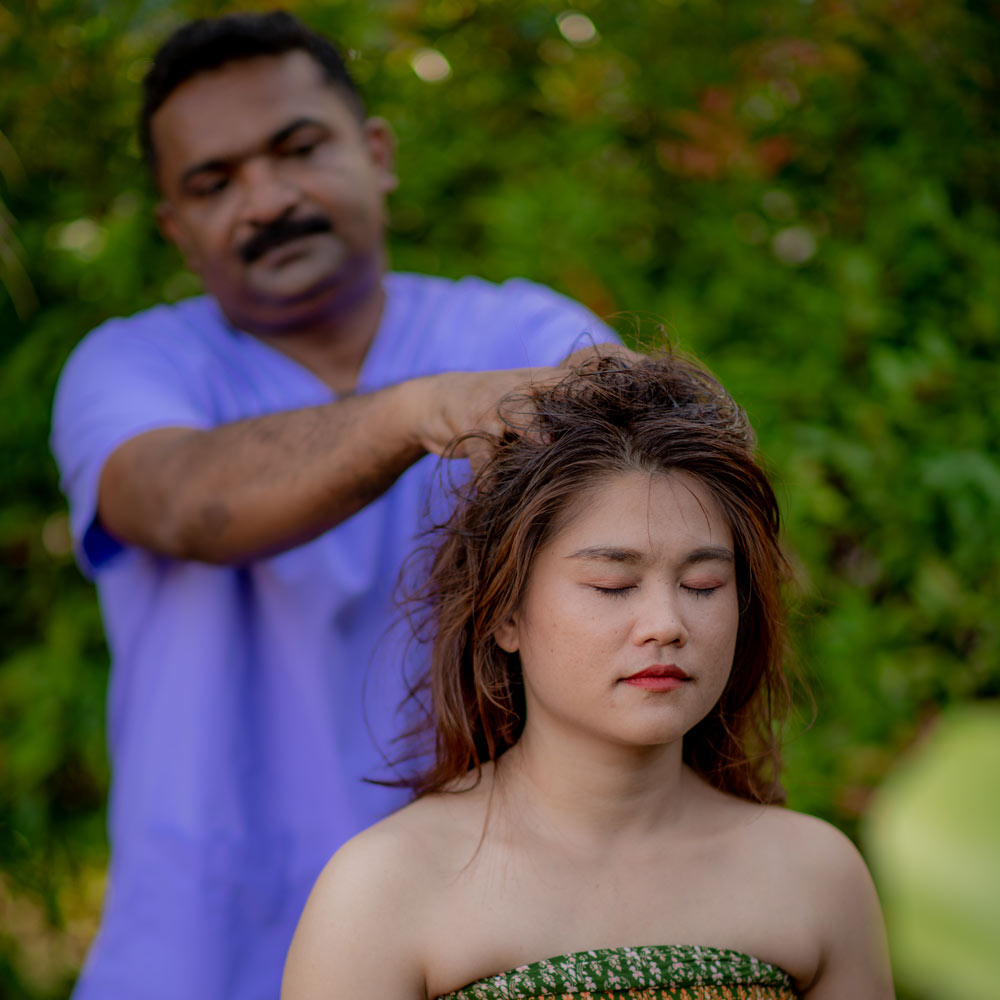 Indian Head Massage, Ayurveda, Wellness, Yoga Retreats, Phuket Thailand, Mangosteen Ayurveda & Wellness Resort, Number 1 Ayurveda Resort In Thailand, Rawai, Phuket.